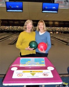 Wendy and Jan the first game winners