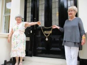 Enid and Betty Roberts Handover